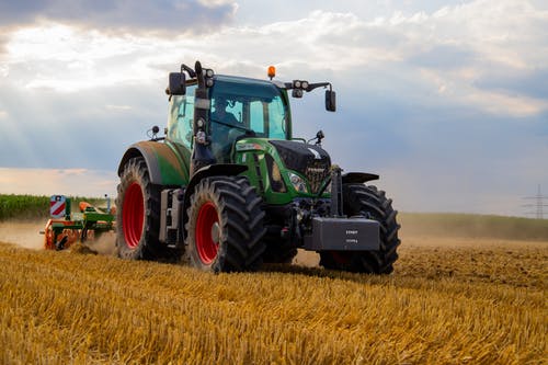 What is required to get a Tractor Driver Job / Tractor Operator Job in the UK?